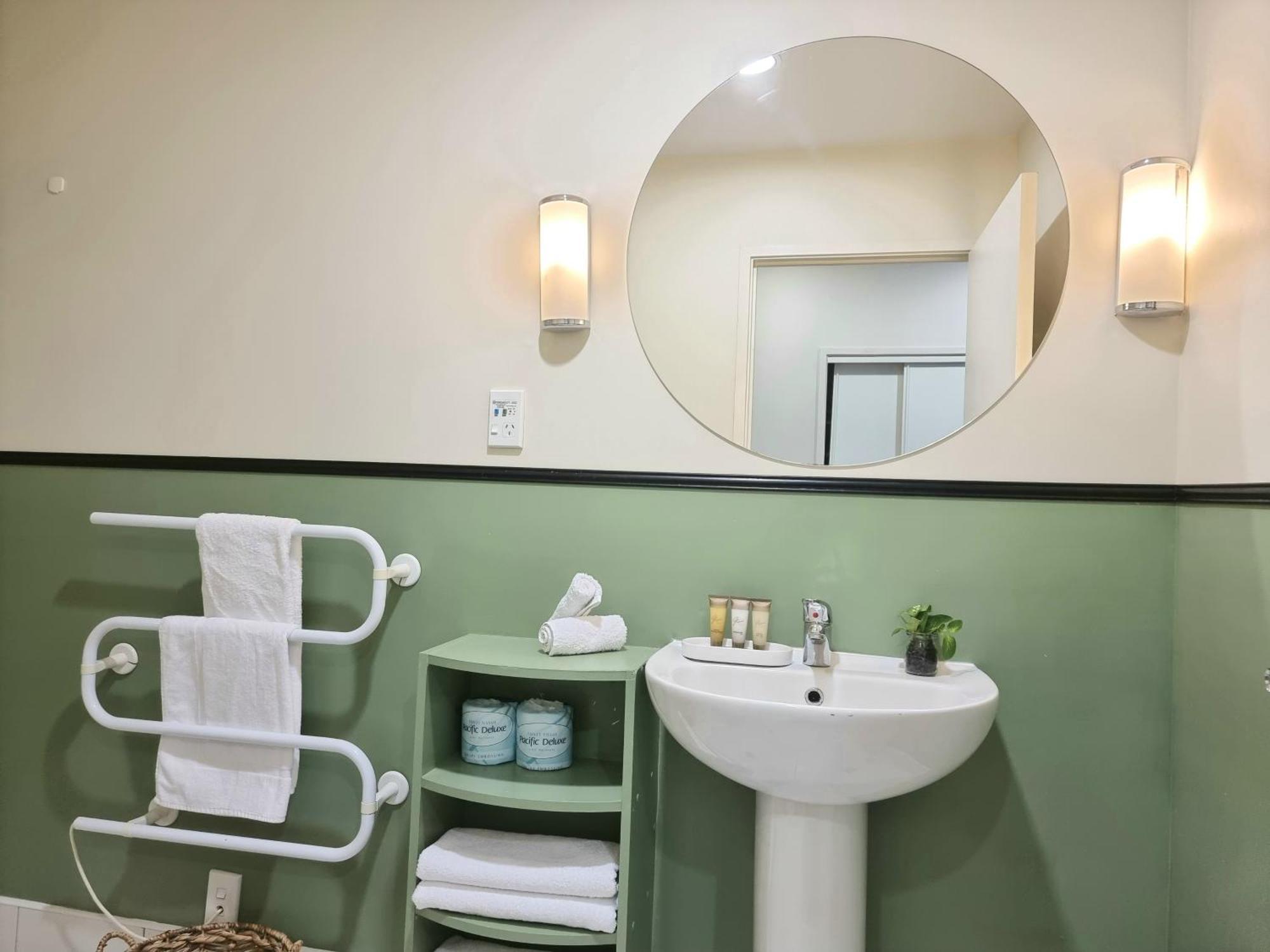 Urban Deco Apartment On Queen Street Όκλαντ Δωμάτιο φωτογραφία