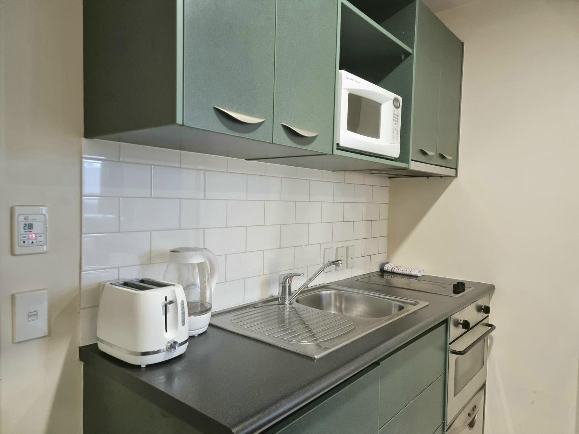 Urban Deco Apartment On Queen Street Όκλαντ Δωμάτιο φωτογραφία