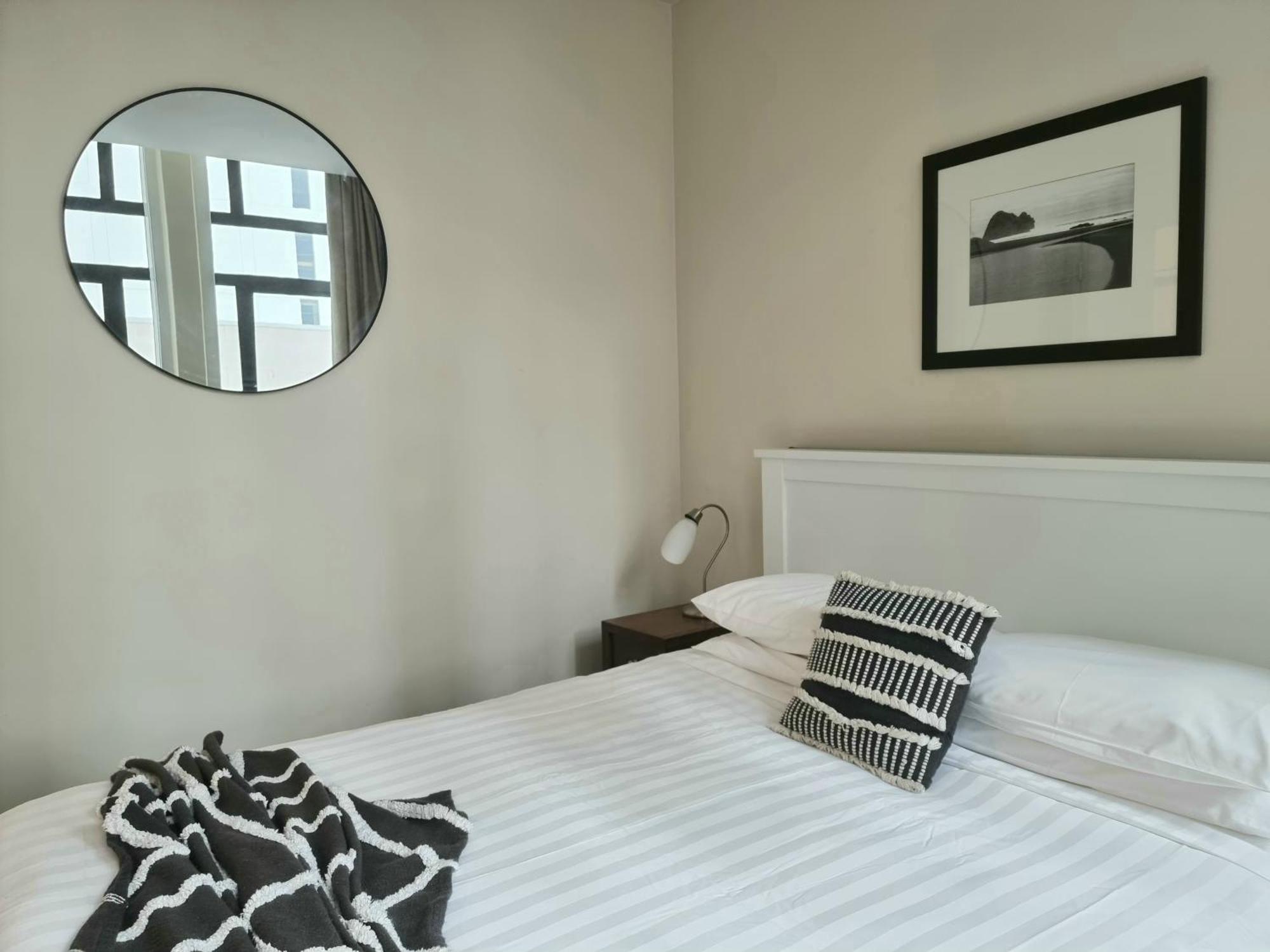 Urban Deco Apartment On Queen Street Όκλαντ Δωμάτιο φωτογραφία